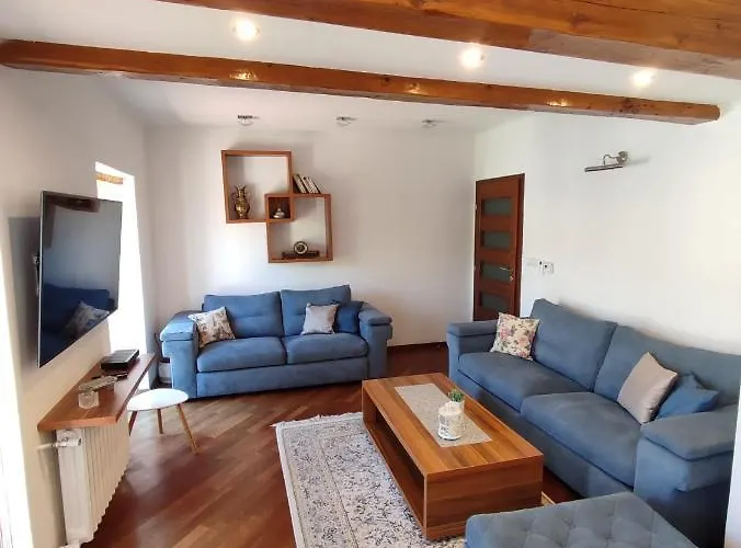 Deluxe Lejla - Free Garage Parking Apartmán