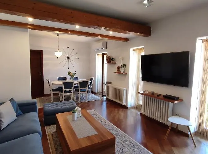 Apartmán Deluxe Lejla - Free Garage Parking *